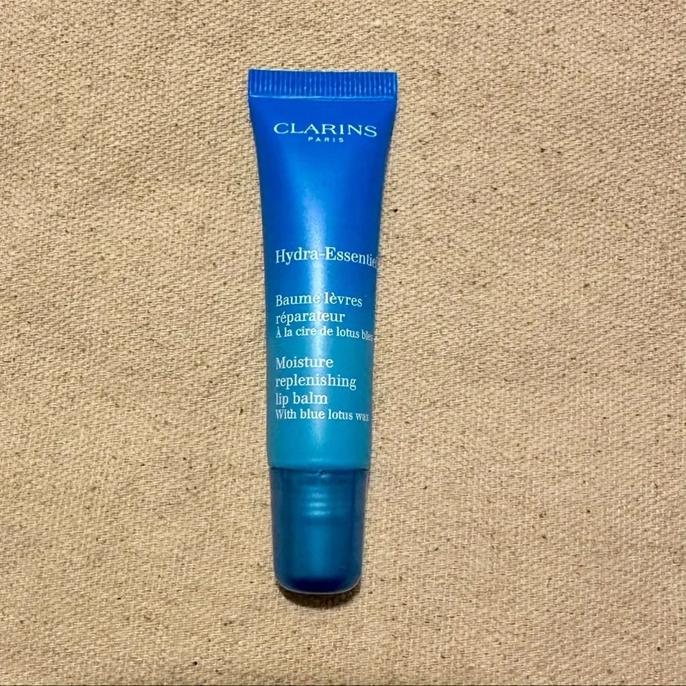 Clarins | Lip Balm | Hydra-Essentiel Moisture Replenishing Lip Balm